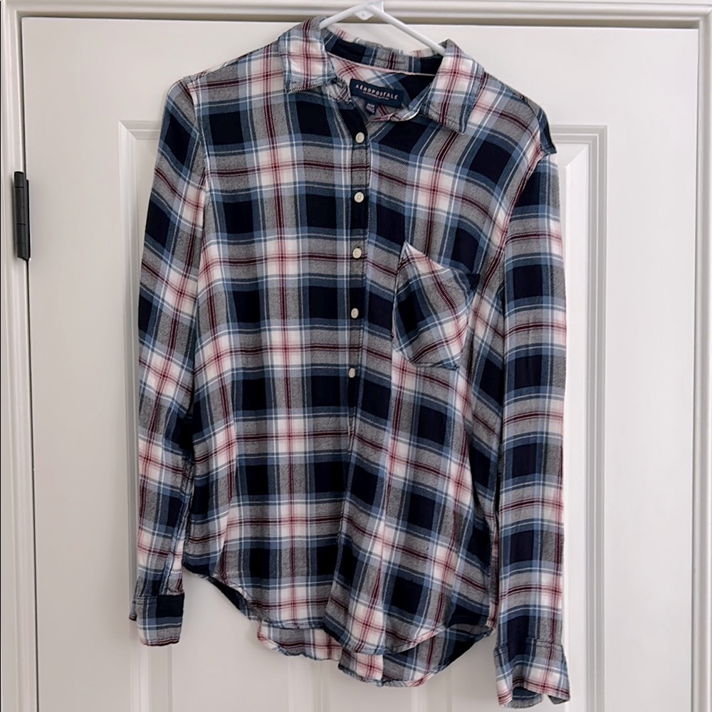 Aeropostale Women’s Navy, White and Maroon Plaid Flannel. Size M
